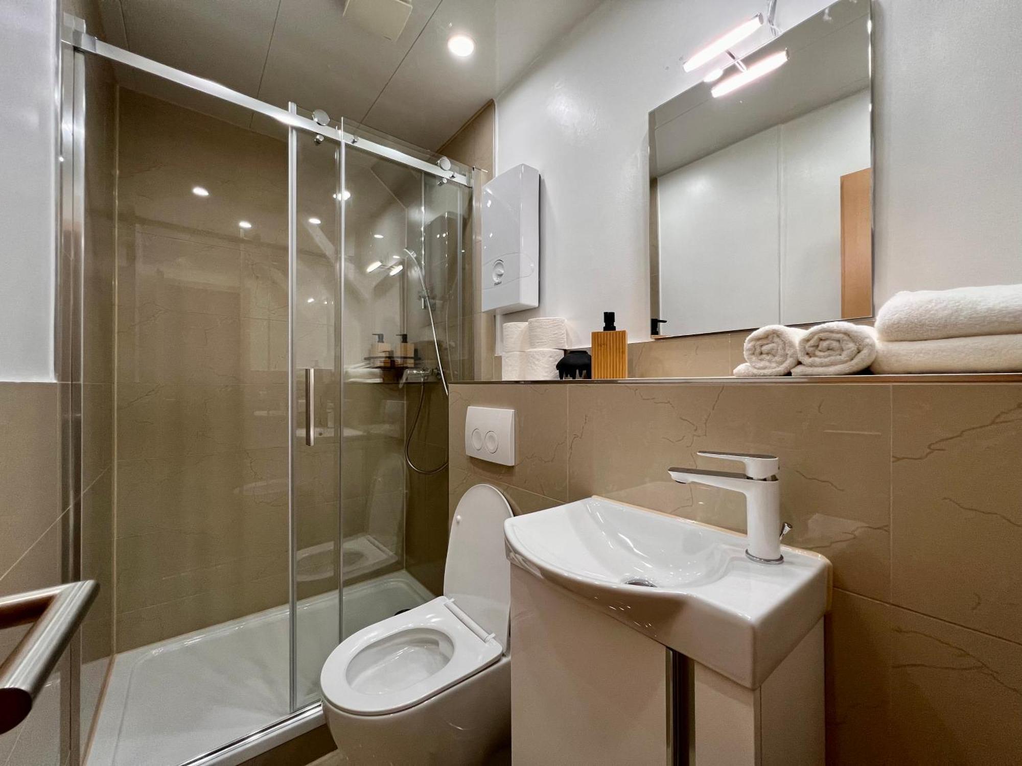 Primetime Suite Fuer 2 Mit Kueche Essen Exteriér fotografie